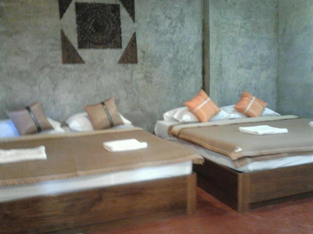 Tamarind Grand Resort Mae Sariang Rom bilde