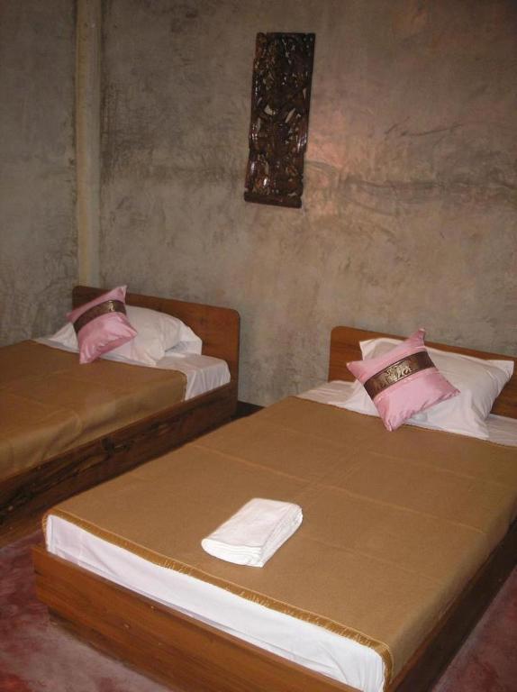 Tamarind Grand Resort Mae Sariang Rom bilde