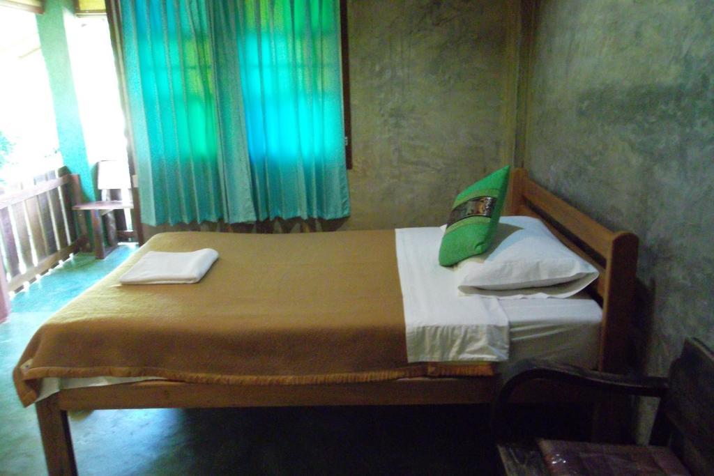 Tamarind Grand Resort Mae Sariang Rom bilde