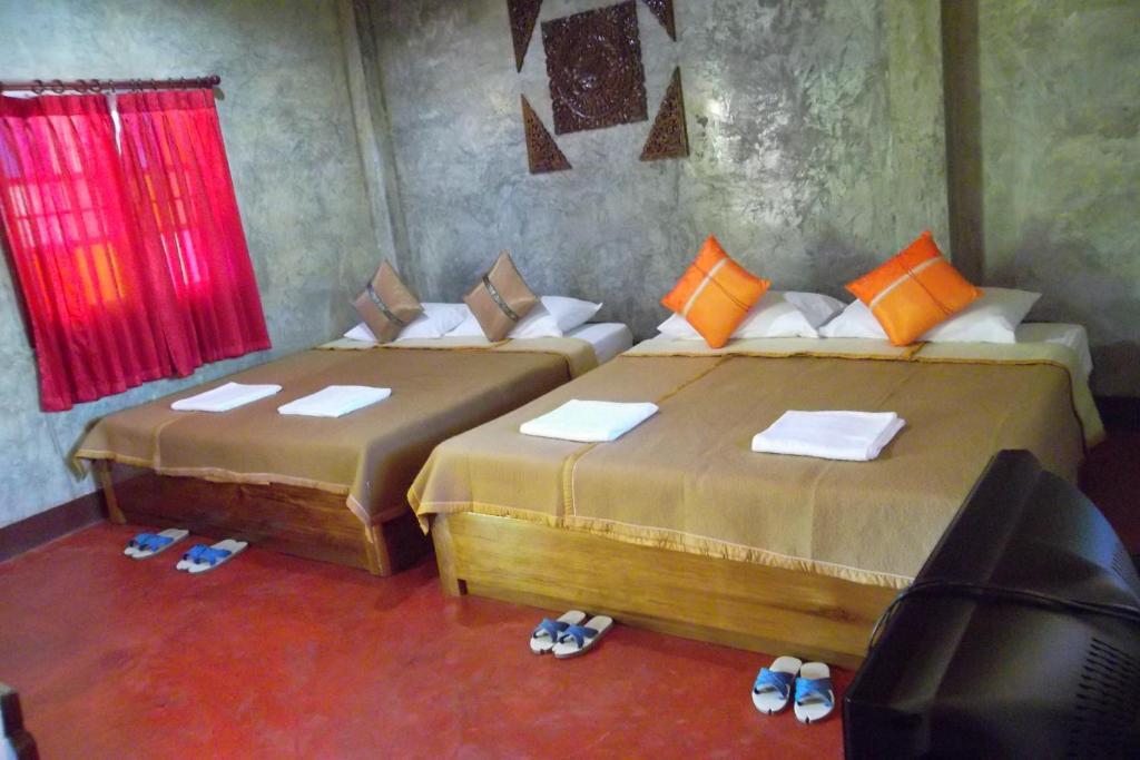 Tamarind Grand Resort Mae Sariang Rom bilde